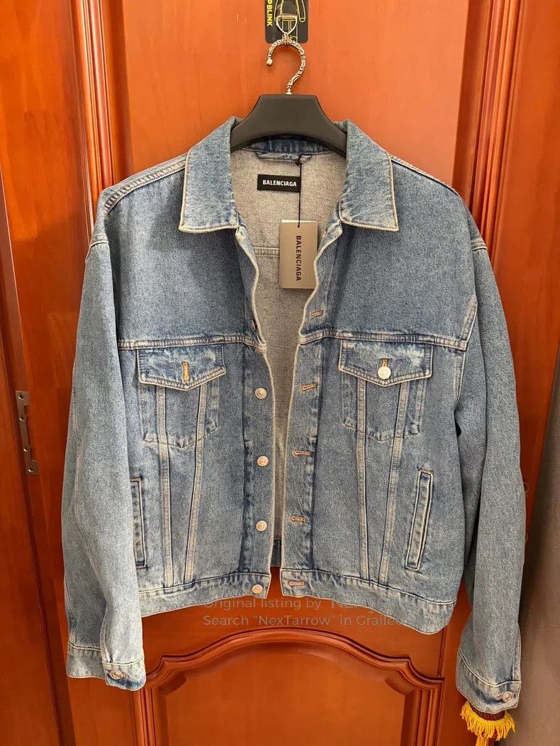 Balenciaga Balenciaga Seven Languages Denim Jacket Size US M / EU 48-50 / 2 - 2 Thumbnail