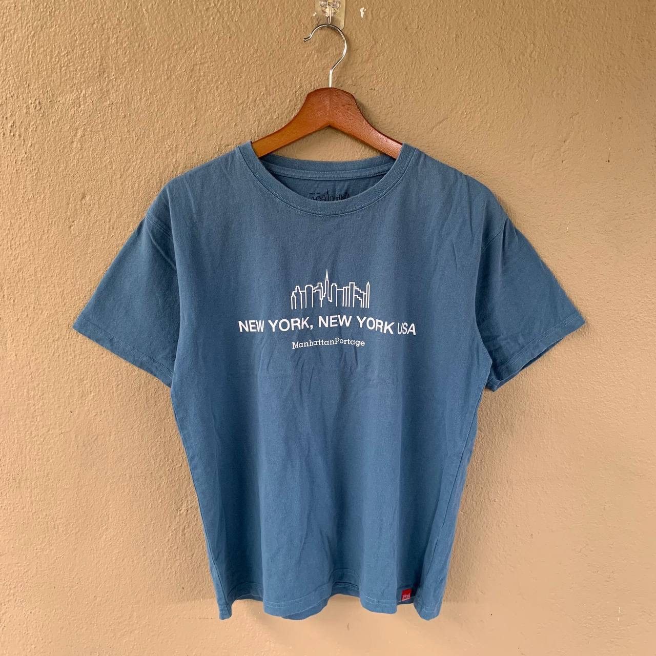 Manhattan Portage Rare Manhattan Portage Backhit Tees Size US S / EU 44-46 / 1 - 1 Thumbnail