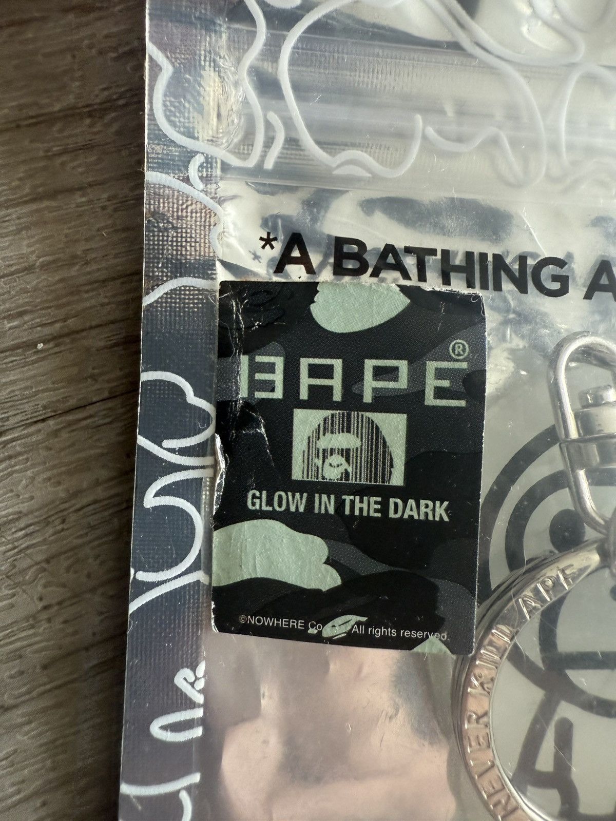 Bape Bape Milo glow in the dark key chain Size ONE SIZE - 2 Thumbnail