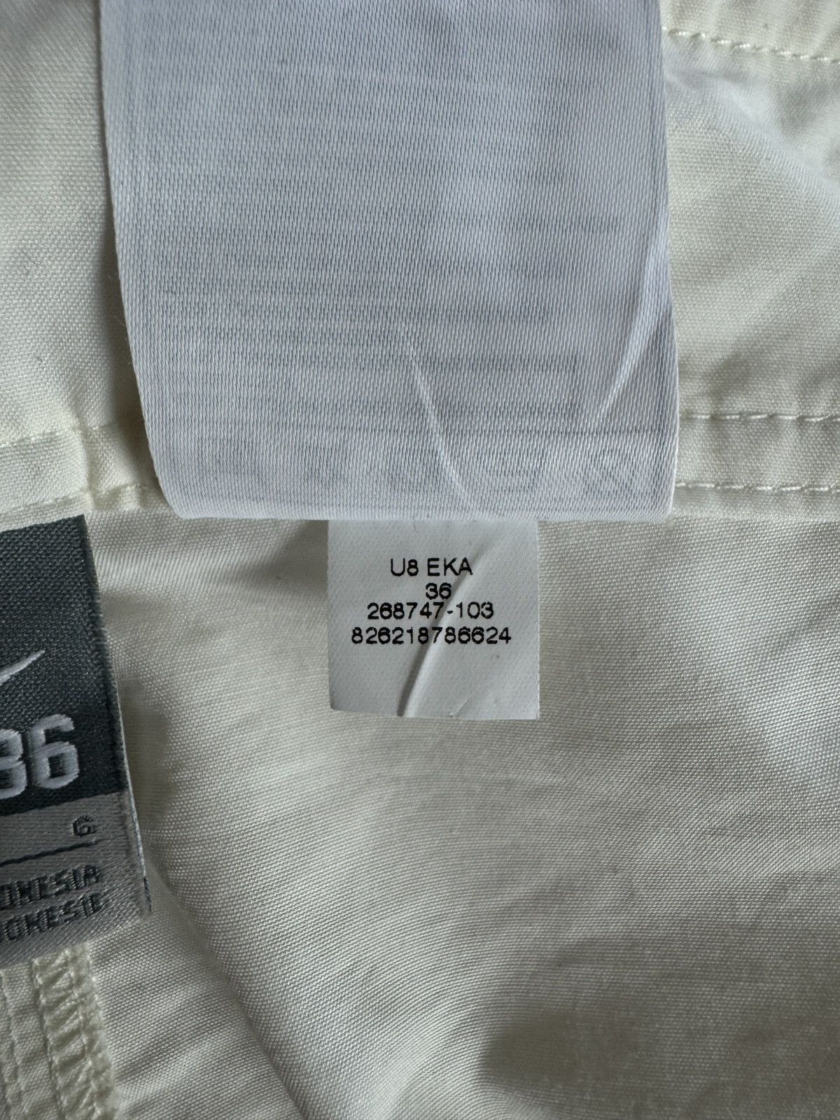 Nike Men’s Vintage Nike Cream Shorts With Map Logo Print Size 36 Size US 36 / EU 52 - 10 Thumbnail