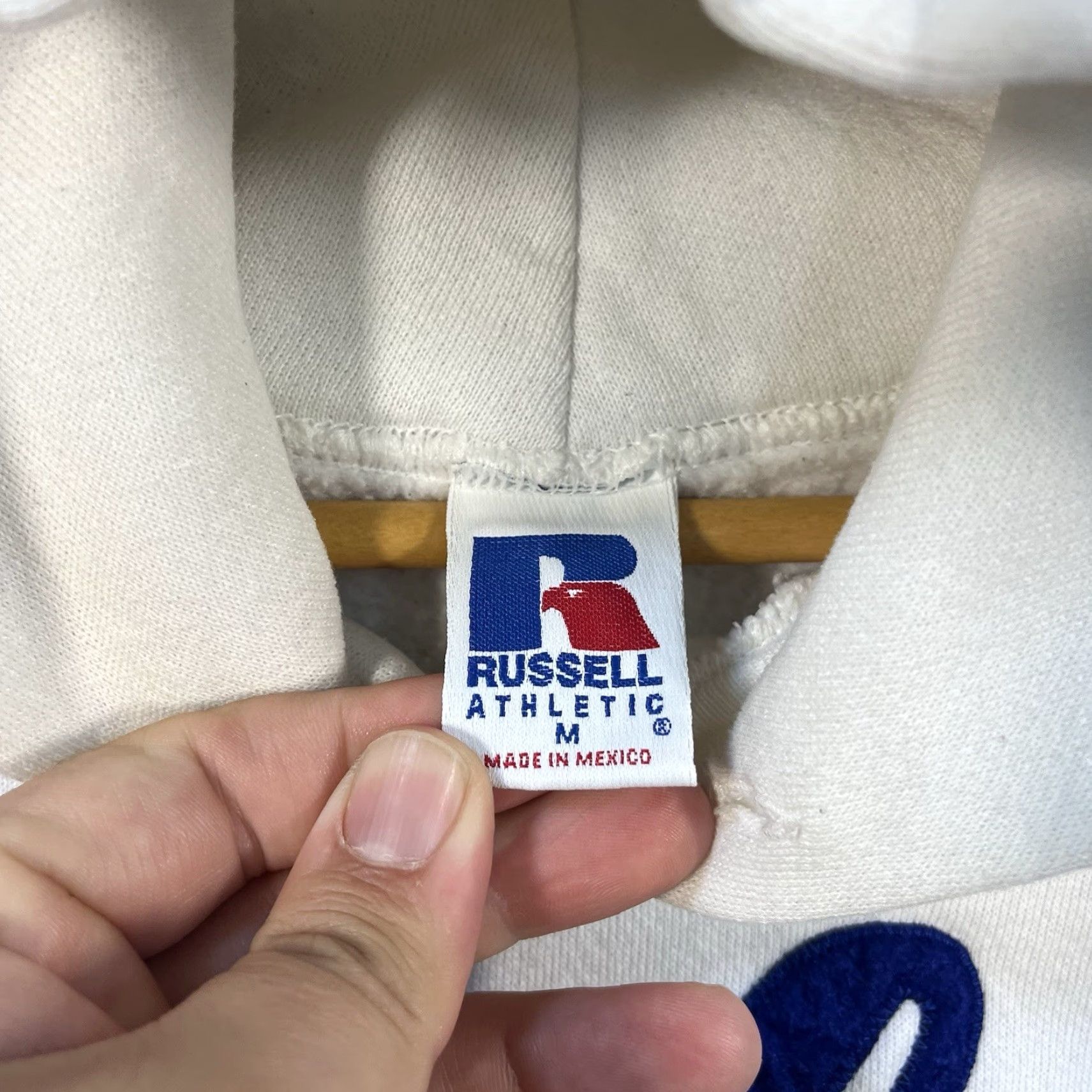 Russell Athletic VINTAGE Russell Athletic UCLA Bruins Hoodie White Sweatshirt Medium Mens College Fan 90s Size US M / EU 48-50 / 2 - 6 Thumbnail