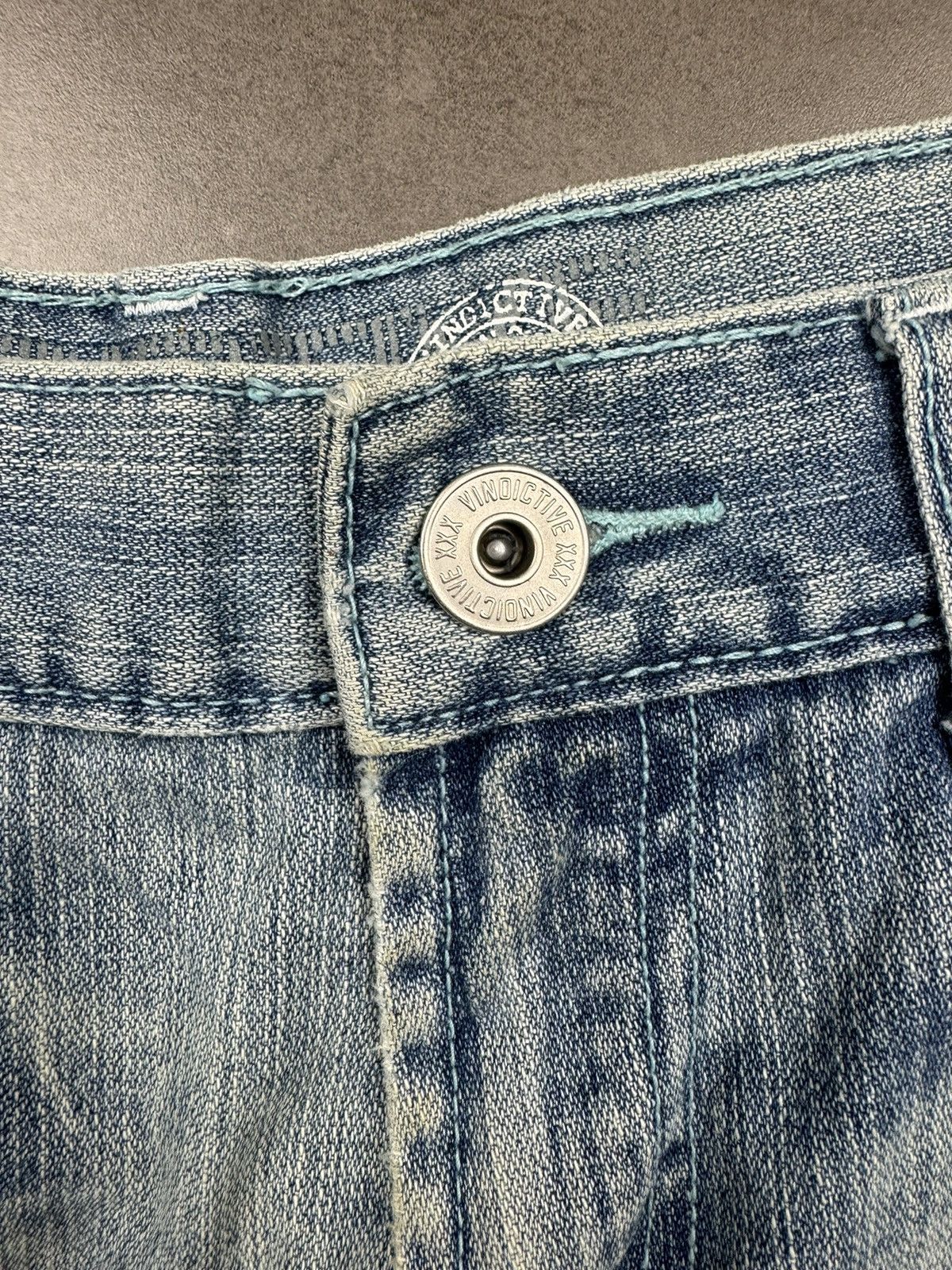 Denime Vintage. Denim. V3. Vindictive Size US 32 / EU 48 - 2 Thumbnail