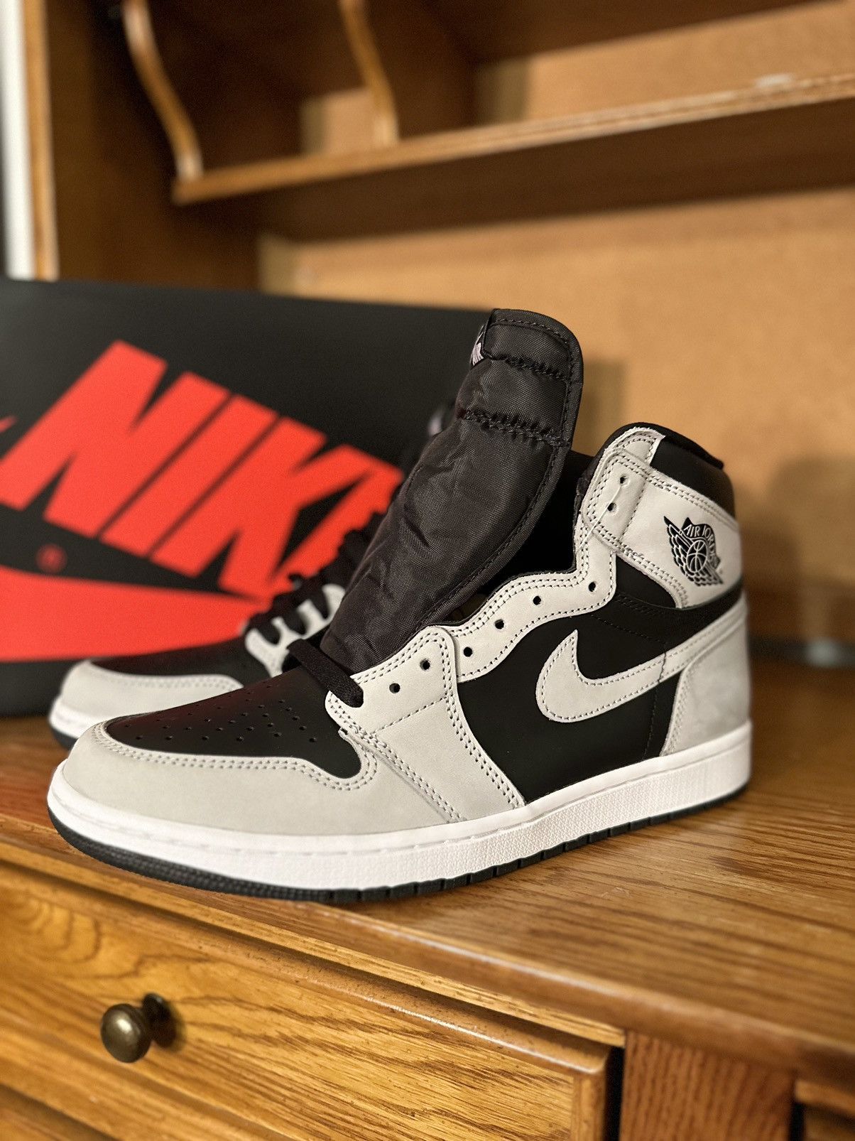Jordan Brand Air Jordan 1 Retro High OG Shadow 2.0 Size US 10.5 / EU 43-44 - 1 Thumbnail