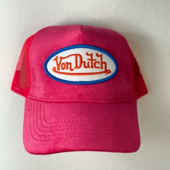 Designer × Von Dutch NWT VON DUTCH HOT PINK HOLLYWOOD VELVET TRUCKER HAT Size ONE SIZE - 3 Thumbnail