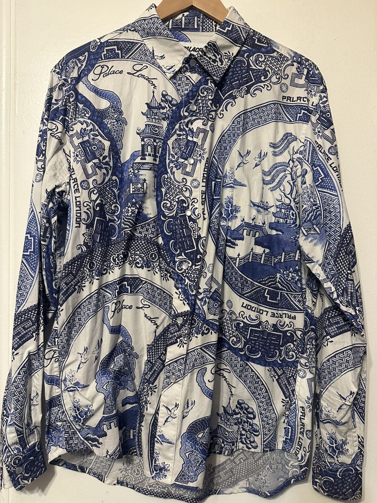 Palace Palace China plate shirt Size US L / EU 52-54 / 3 - 1 Thumbnail