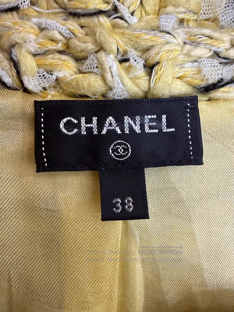 Chanel Chanel Tweed short coat Size XS / US 0-2 / IT 36-38 - 4 Thumbnail