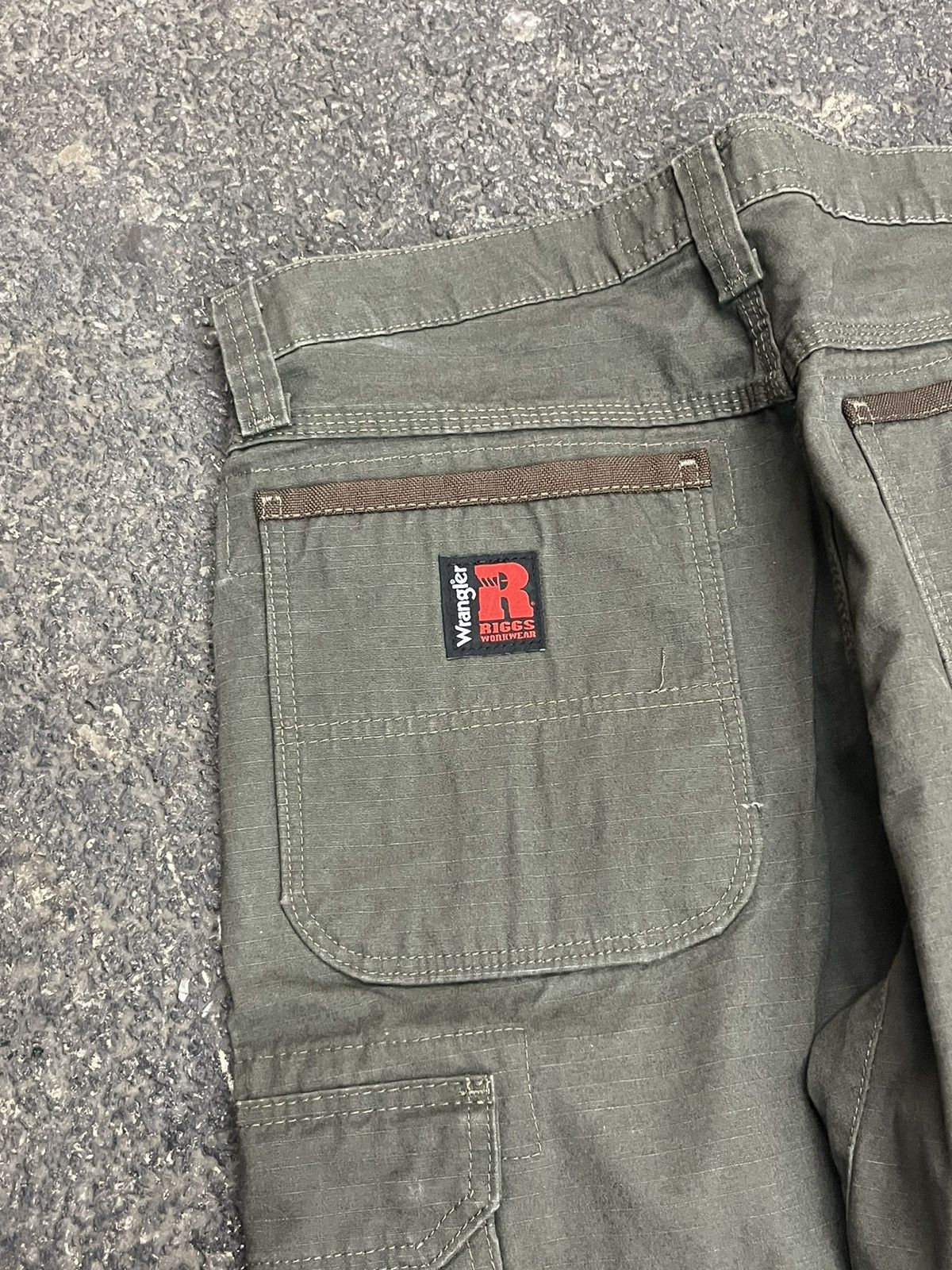 Carhartt × Vintage Carhartt style earth tone green cargo workwear pants Size US 32 / EU 48 - 8 Thumbnail