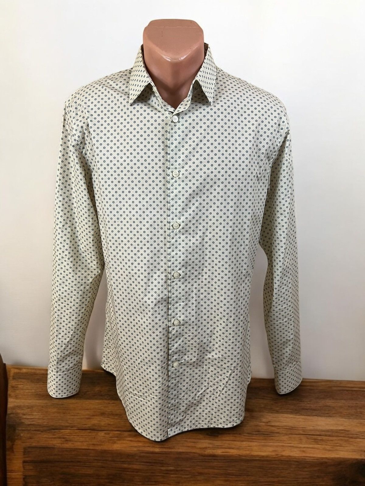 Tiger of Sweden Tiger of Sweden Farrell 4 shirt size M Size US M / EU 48-50 / 2 - 1 Thumbnail