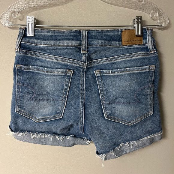 American Eagle Outfitters American Eagle Next Level Stretch Midi Ripped Jean Shorts Size 26" / US 2 / IT 38 - 2 Thumbnail