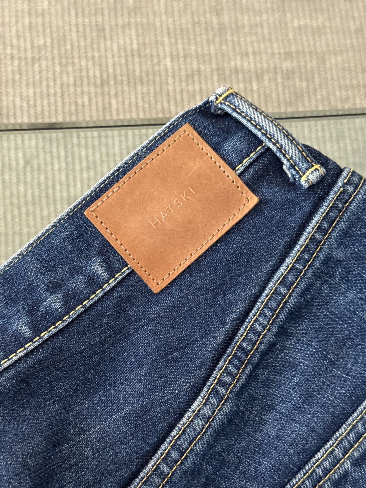 HATSKI Tapered Japanese Selvedge Denim - Medium Wash - size 3 Size US 31 - 6 Thumbnail