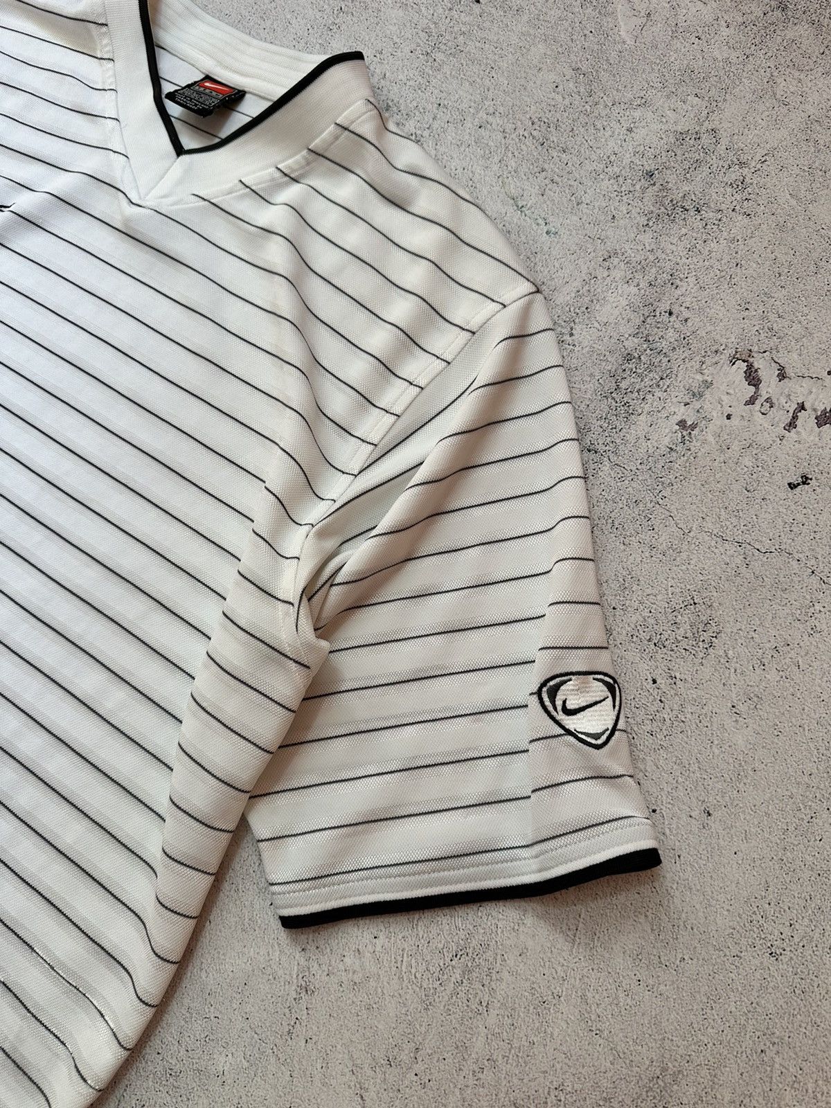 Nike × Vintage Vintage Nike Team Striped Jersey T Shirts 00s Size US L / EU 52-54 / 3 - 5 Thumbnail