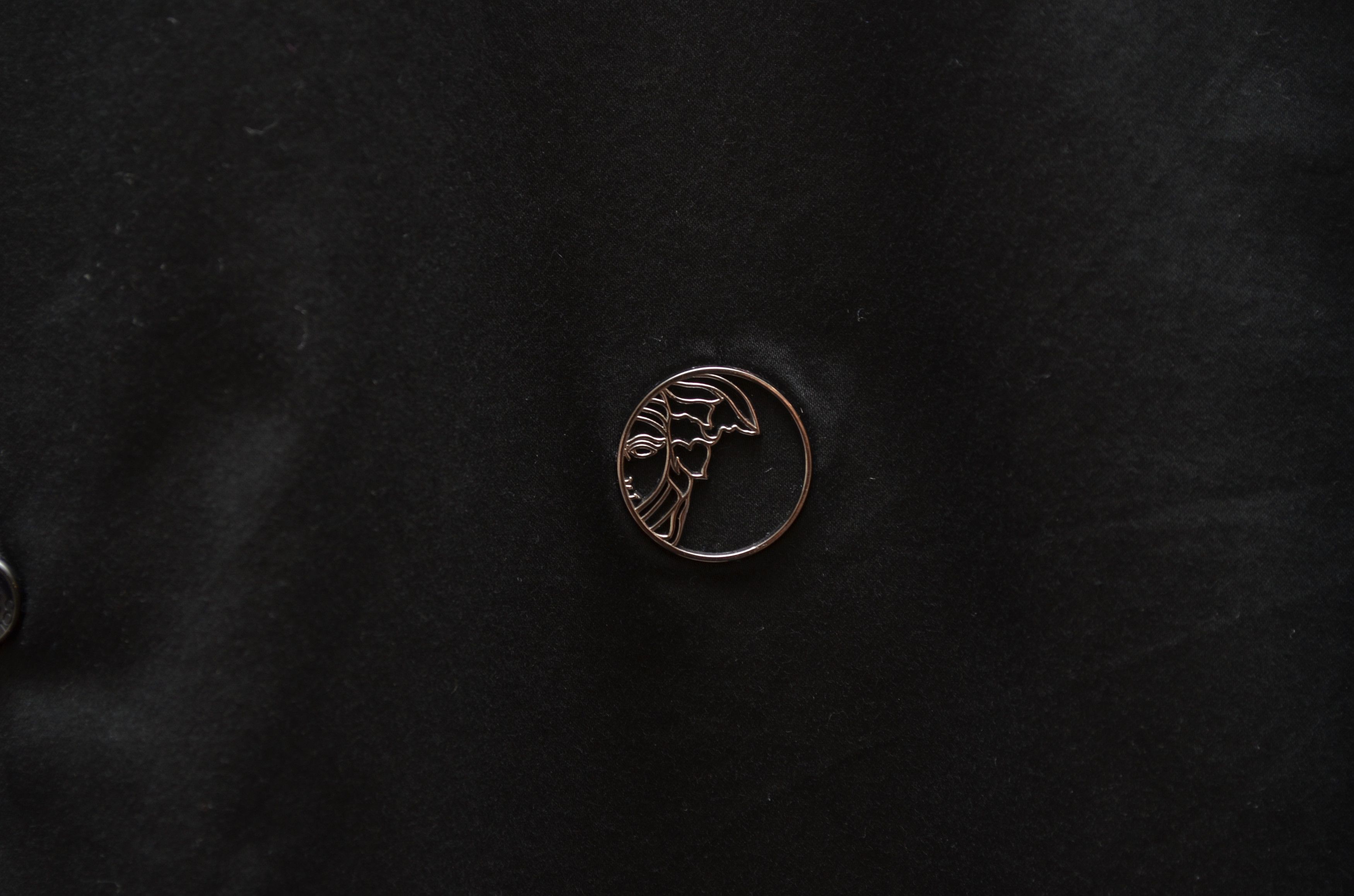 Designer × Versace Versace Trend Gianni Versace Metal Logo Shirt Size M Size US M / EU 48-50 / 2 - 4 Thumbnail