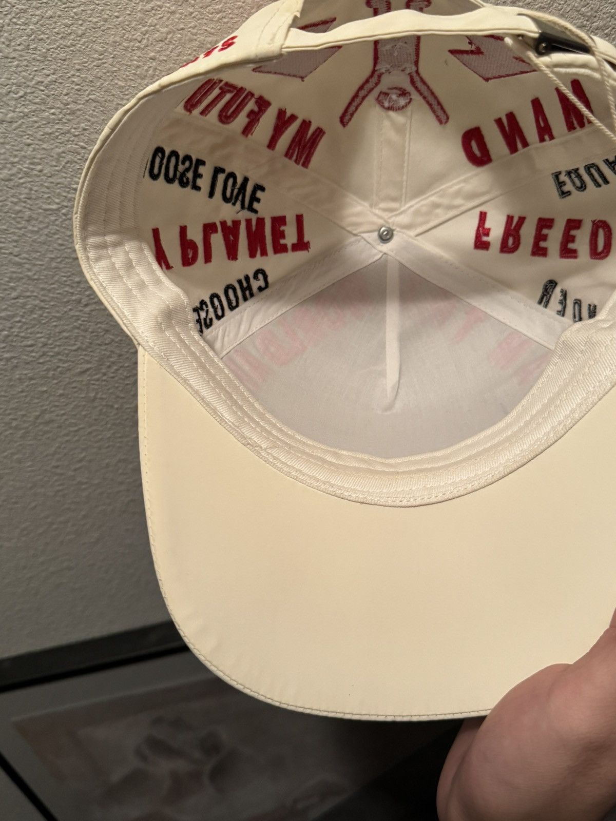 Walter Van Beirendonck Walter Van Beirendonck WWB Peace Cap WAR Size ONE SIZE - 3 Thumbnail