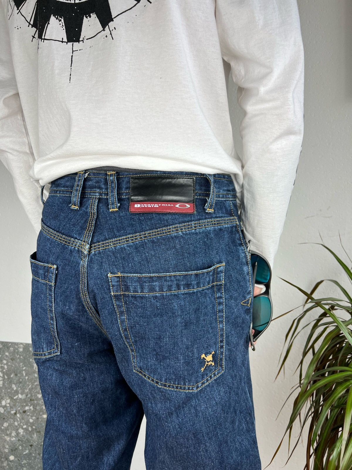 Oakley × Vintage Vintage Oakley industrial denim jeans 00s rare skull logo Size US 28 / EU 44 - 4 Thumbnail