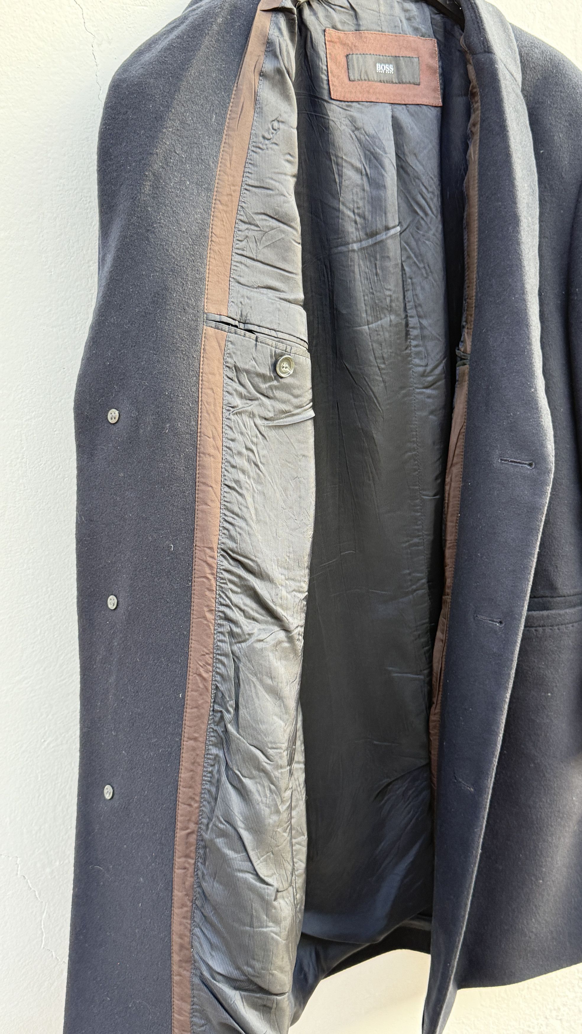 Hugo Boss 🔥 modern coat Hugoboss slim size 46R cashmere wool Size US L / EU 52-54 / 3 - 7 Thumbnail
