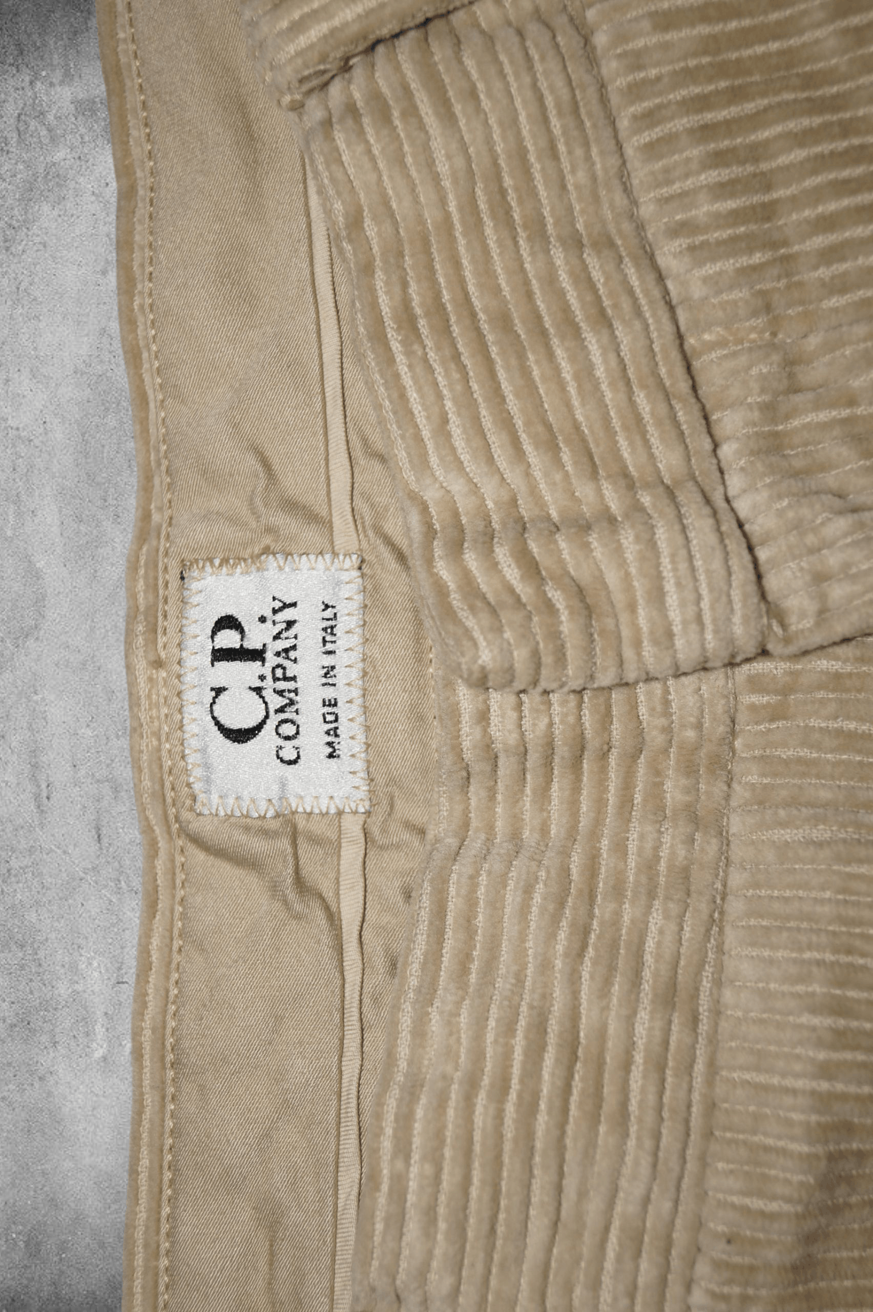 C.P. Company C.P. Company x corduroys chino cropped pants 50 size Size US 34 / EU 50 - 7 Thumbnail