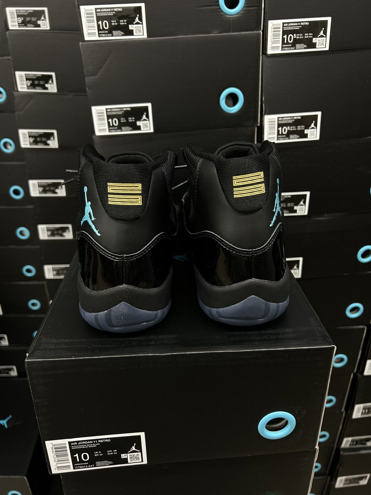 Jordan Brand Jordan 11’s Gamma sz 10 Size US 10 / EU 43 - 2 Thumbnail