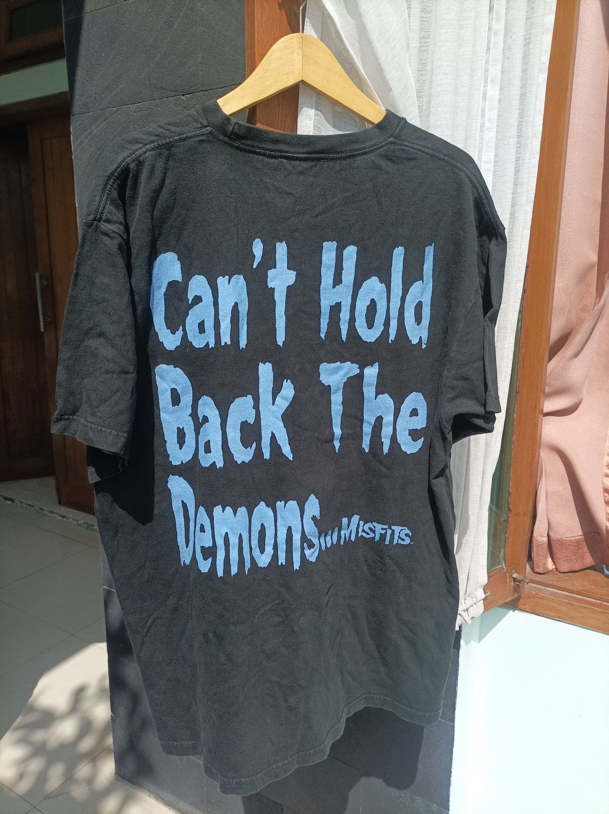 Vintage Misfits 99 can’t hold back The demons Size US XXL / EU 58 / 5 - 2 Thumbnail