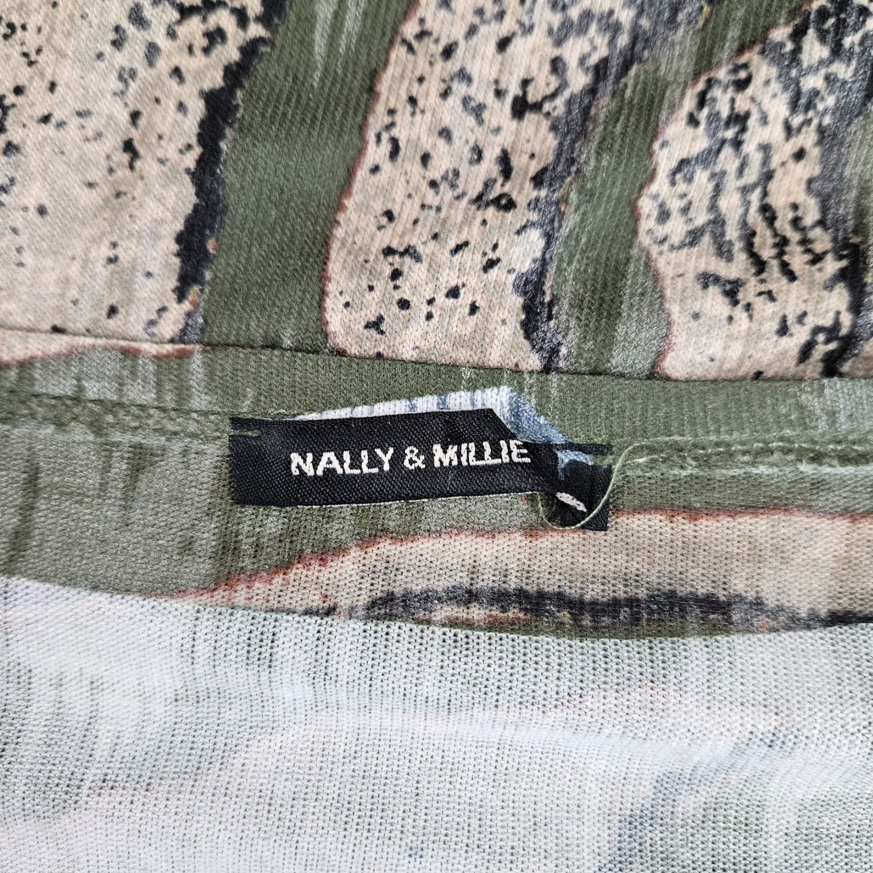Vintage Nally & Millie Womens Knit Top S Green Long Sleeve Embellished Blouse Size S / US 4 / IT 40 - 6 Thumbnail