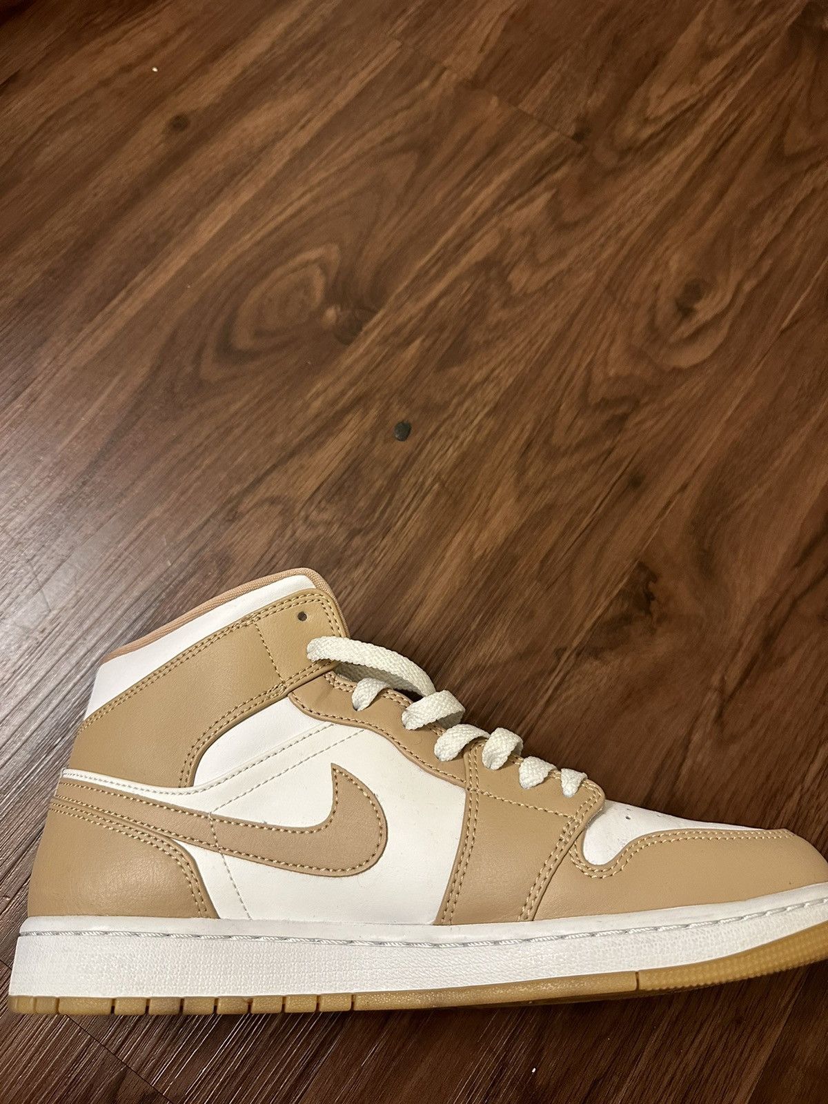 Jordan Brand Jordan 1 Tan Gum Size US 10 / EU 43 - 4 Thumbnail