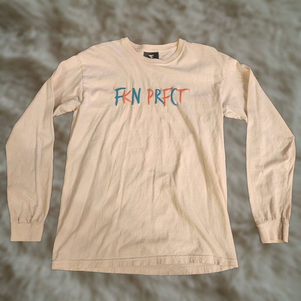 Vintage Faze Clan Men's T-Shirt Short Sleeve Ivory Embroidered FKN Perfect Tee Shirt Large Mens Ivory Size US L / EU 52-54 / 3 - 1 Thumbnail