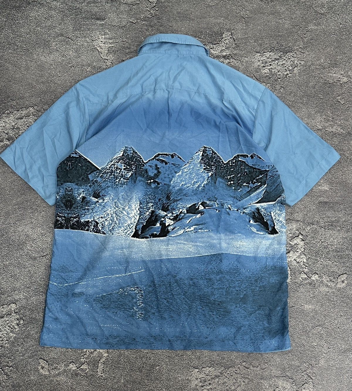 Vintage Vintage Overprint Dragon Winter Mountain Shirt Y2k Size US L / EU 52-54 / 3 - 2 Thumbnail