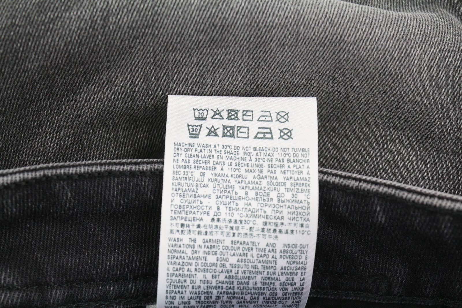 Diesel 1979 SLEENKER 0EIAG W31/L32 Skinny Low Waist Jeans 40916 Size US 31 - 11 Thumbnail