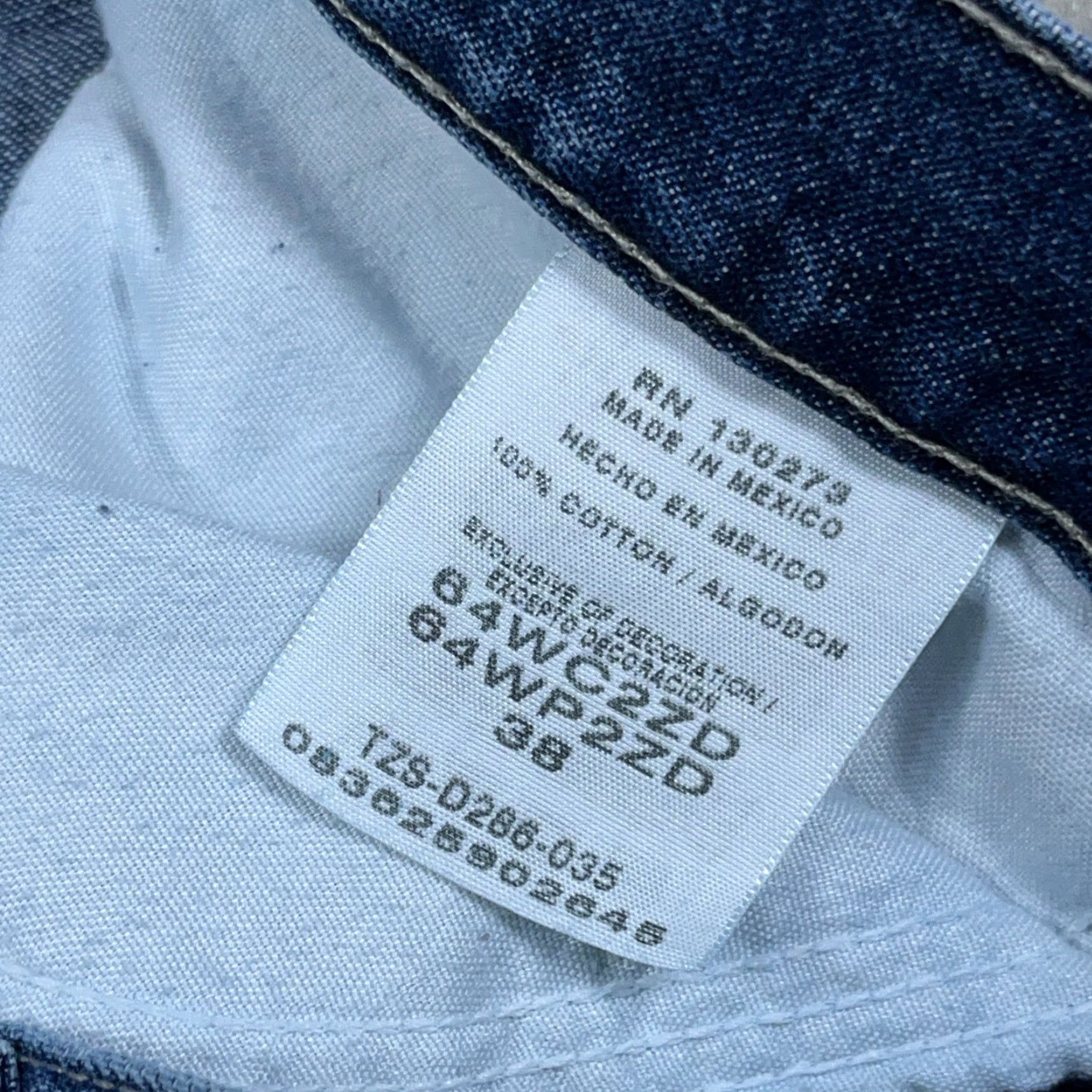 Wrangler VINTAGE Wrangler Shorts Men 38 Carpenter Baggy Jorts Work Wear Med Wash Denim Blue 90s Grunge Hip Hop Classic 5-Pocket Mens Size US 38 / EU 54 - 3 Thumbnail