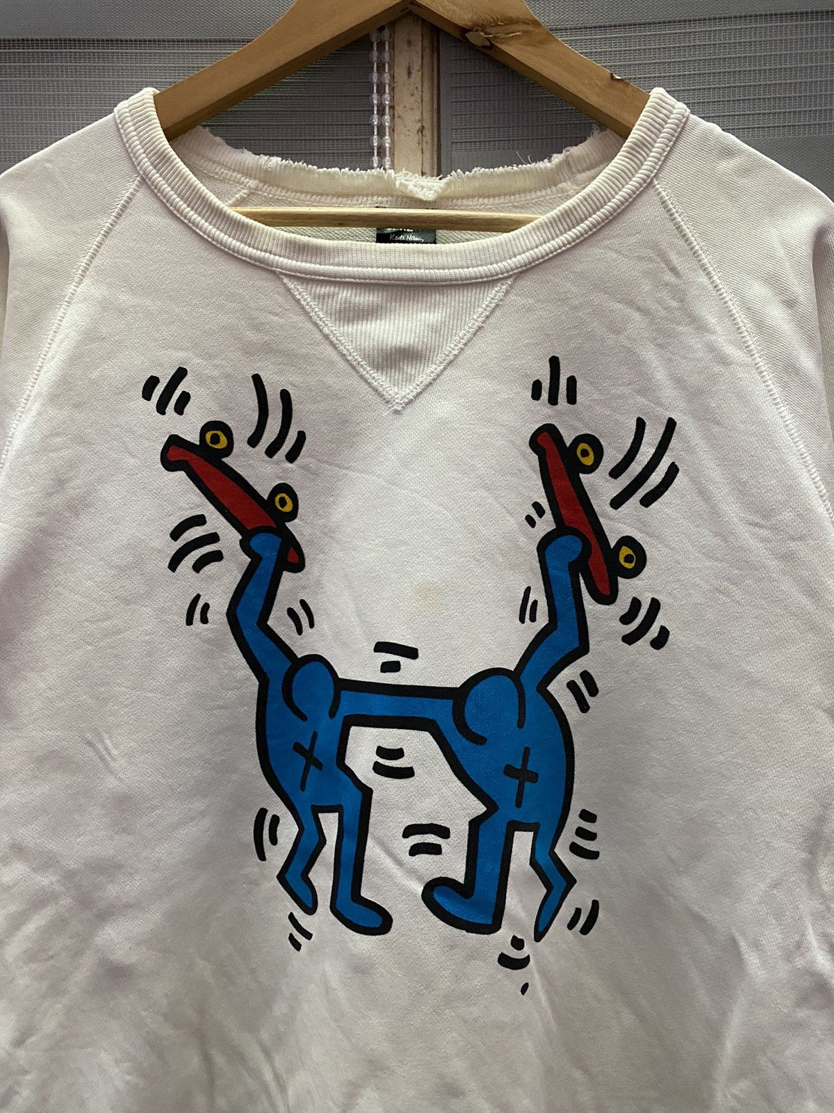 Vintage Thrashed Keith Haring Skateboarding Distressed Sweatshirt Size US M / EU 48-50 / 2 - 2 Thumbnail