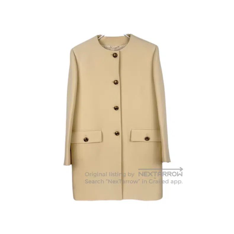 Prada Prada Beige gold buckle wool medium and long coat Size XS / US 0-2 / IT 36-38 - 1 Thumbnail