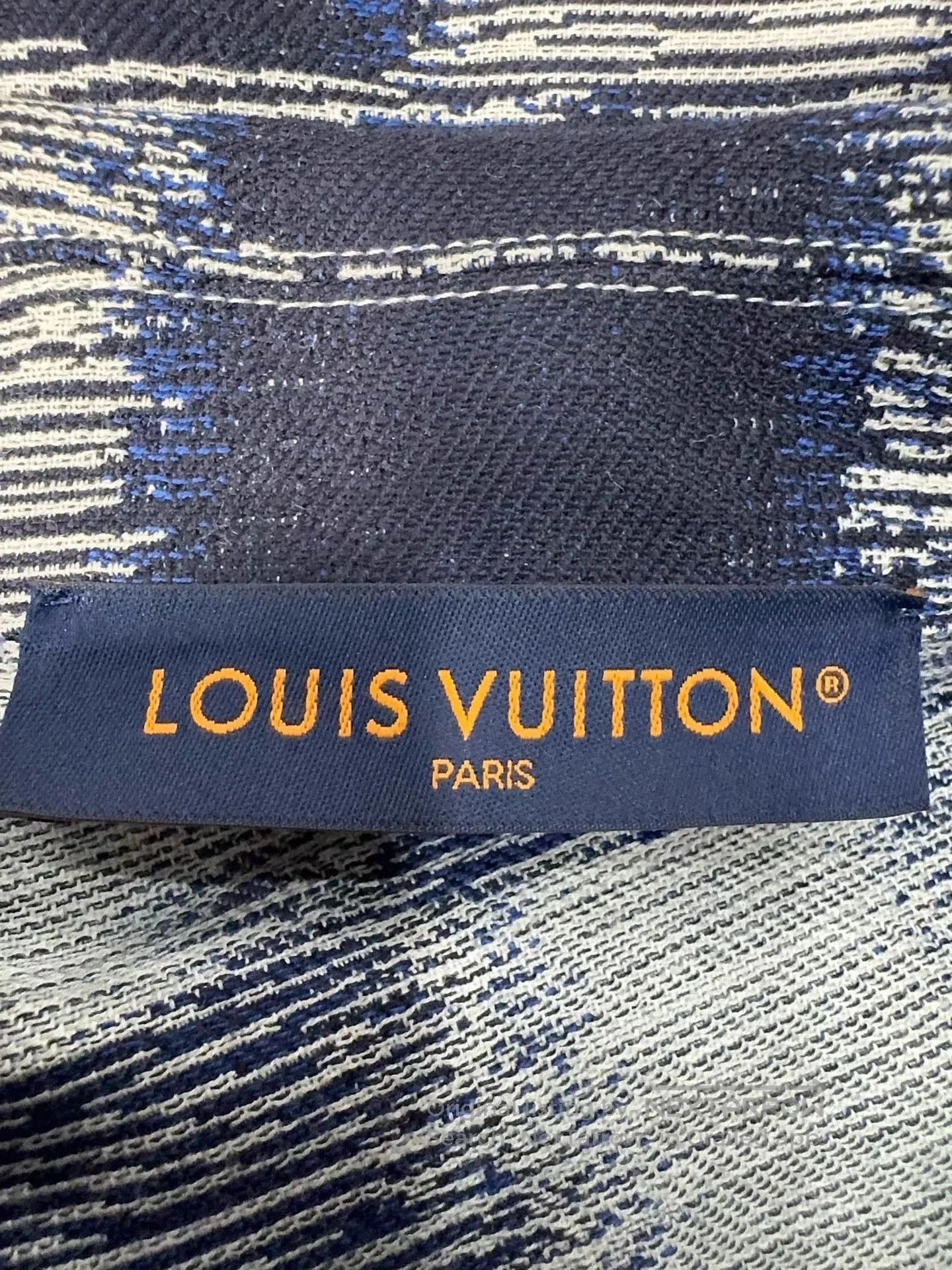 Louis Vuitton Checkered Long Sleeve Button. Size US XL / EU 56 / 4 - 7 Thumbnail