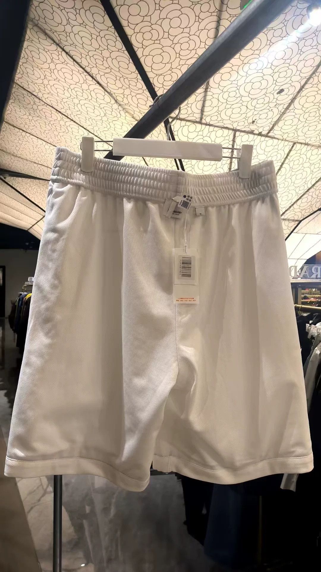 Burberry Burberry TB Embroidered Shorts Size US 30 / EU 46 - 3 Thumbnail