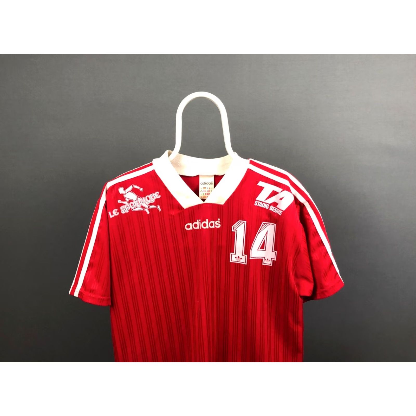 Adidas Adidas Men's T-Shirt M Red Jersey Short Sleeve Vintage? Size US M / EU 48-50 / 2 - 3 Thumbnail
