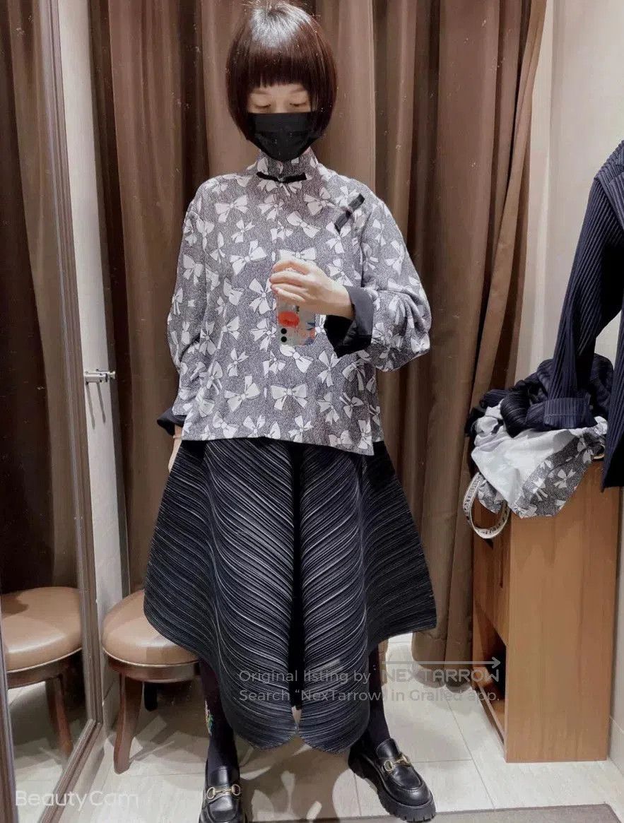 CDG by Comme des Garcons CDG Tricot Black White Bow Top. Size XL / US 12-14 / IT 48-50 - 8 Thumbnail
