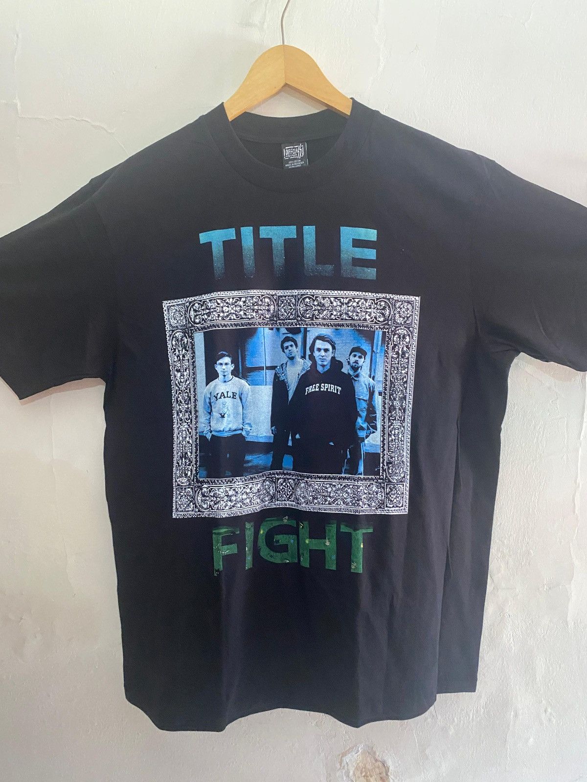 Band Tees Distressed Title Fight Shed Hardcore Will Never Die Graphic Size US XL / EU 56 / 4 - 9 Thumbnail