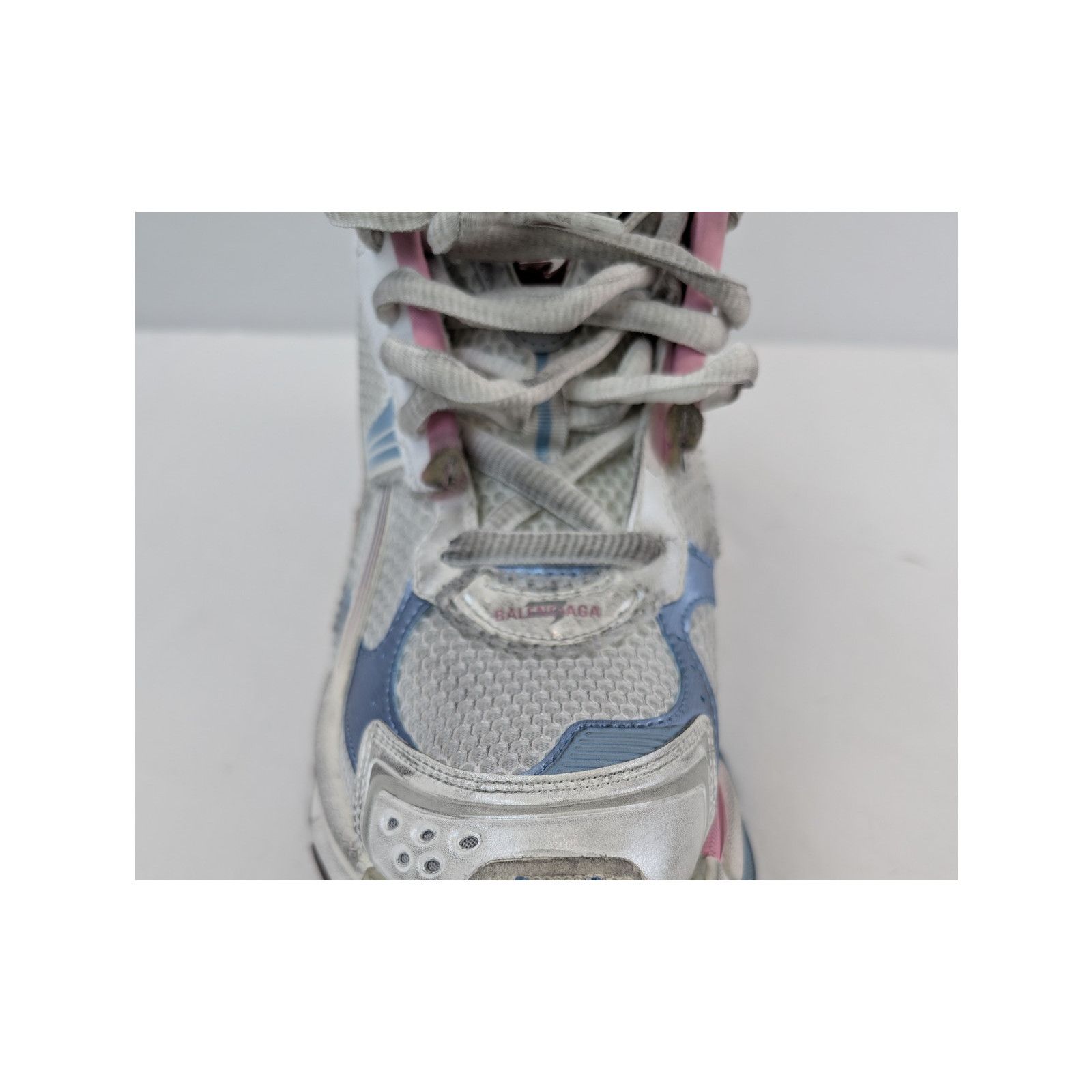 Balenciaga o1rshd1 Q:2 / Runner Gradient Sneaker in Multicolor Size US 12 / EU 45 - 14 Thumbnail
