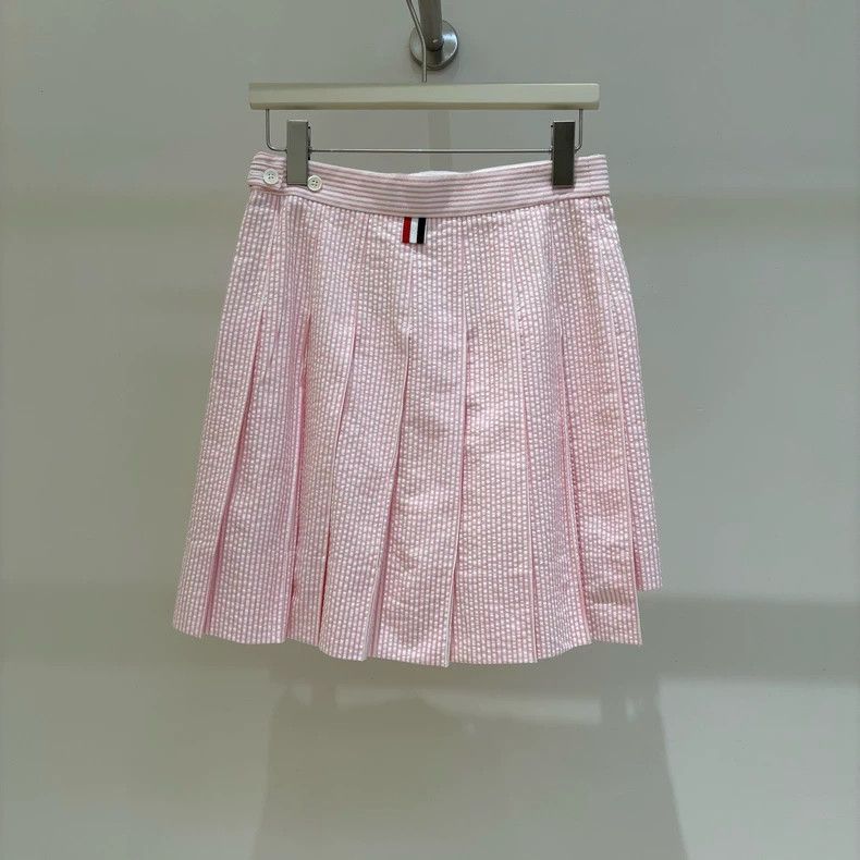 Thom Browne Thom Browne A pleated skirt in light pink Size 25" / US 0 / IT 36 - 2 Thumbnail
