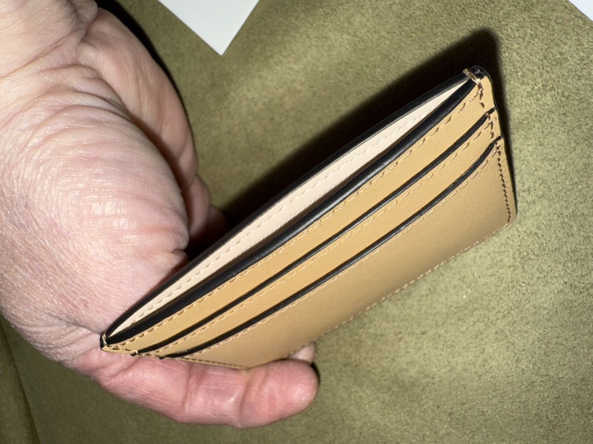 Marc Jacobs Marc Jacobs “iced coffee” Leather Card Holder, NEW, w/ COA! Size ONE SIZE - 6 Thumbnail