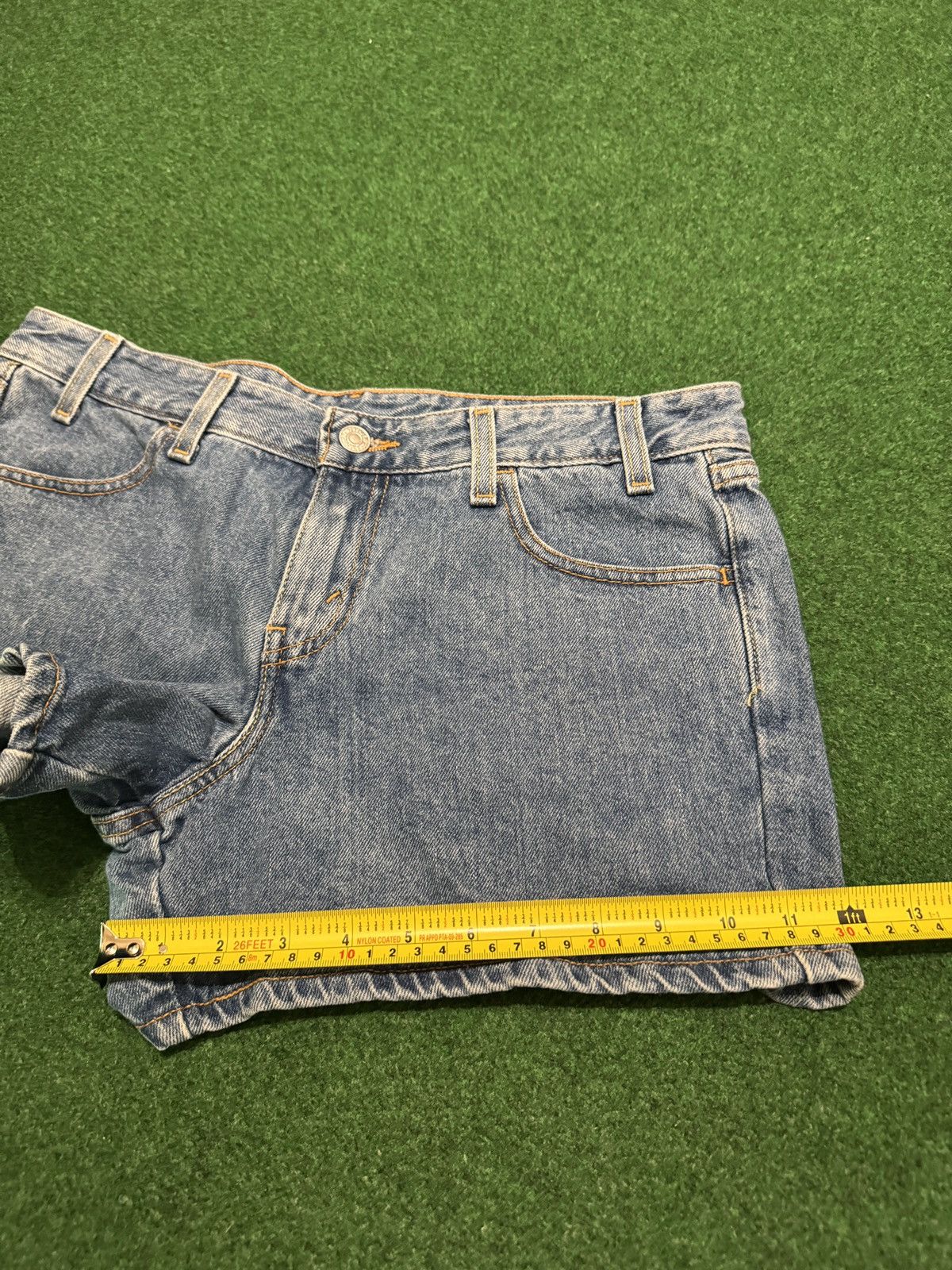 Levi's Vintage Clothing Levis Vintage Womens Jorts Y2K 9 Jr 34 4” Denim Shorts Size 34" / US 12 / IT 48 - 7 Thumbnail