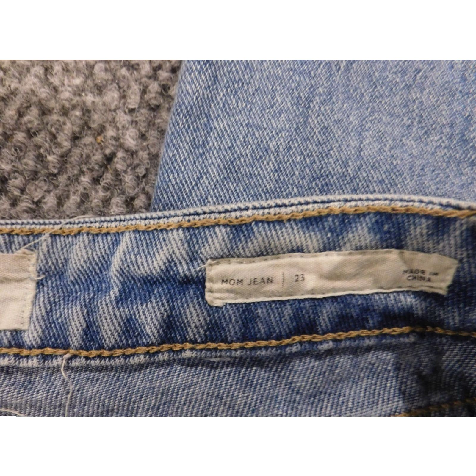 Pacsun Pacsun Jeans Womens 23 blue Mom Distressed Straight Denim Regular Leather? (Note: "Leather" not in original; cannot add.) Size 40" / US 18 - 5 Thumbnail