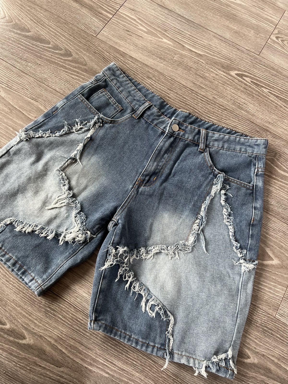 Japanese Brand ‼️Avant Garde Distressed Denim Opium Star Baggy Shorts‼️ Size US 35 - 11 Thumbnail