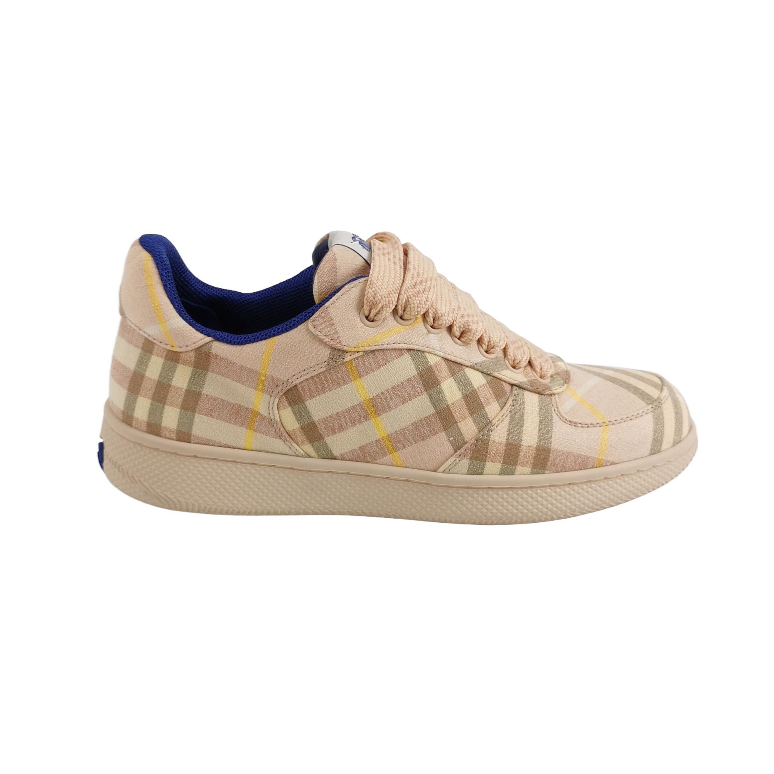 Burberry Burberry Women 8 Lowtop Sneakers Size US 8 / IT 38 - 1 Thumbnail