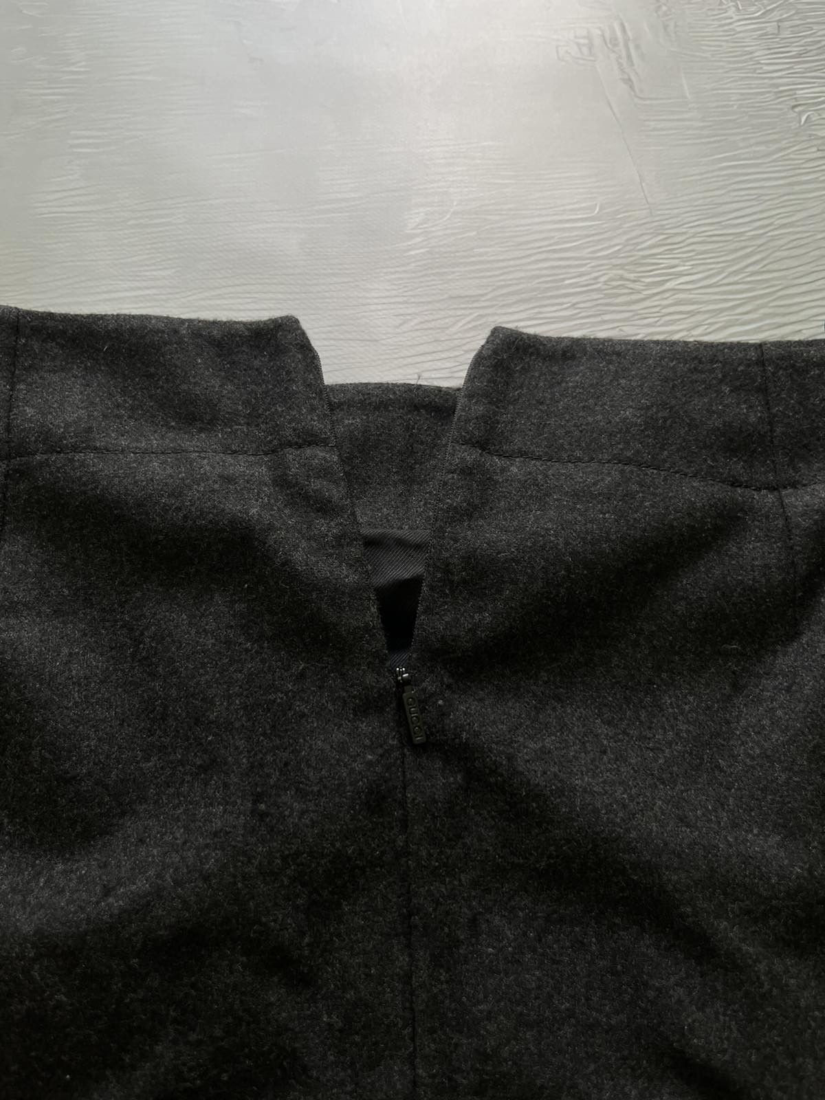 Gucci Gucci x Tom Ford Vintage Midi Skirt Cashmere Wool Size 27" / US 4 / IT 40 - 7 Thumbnail