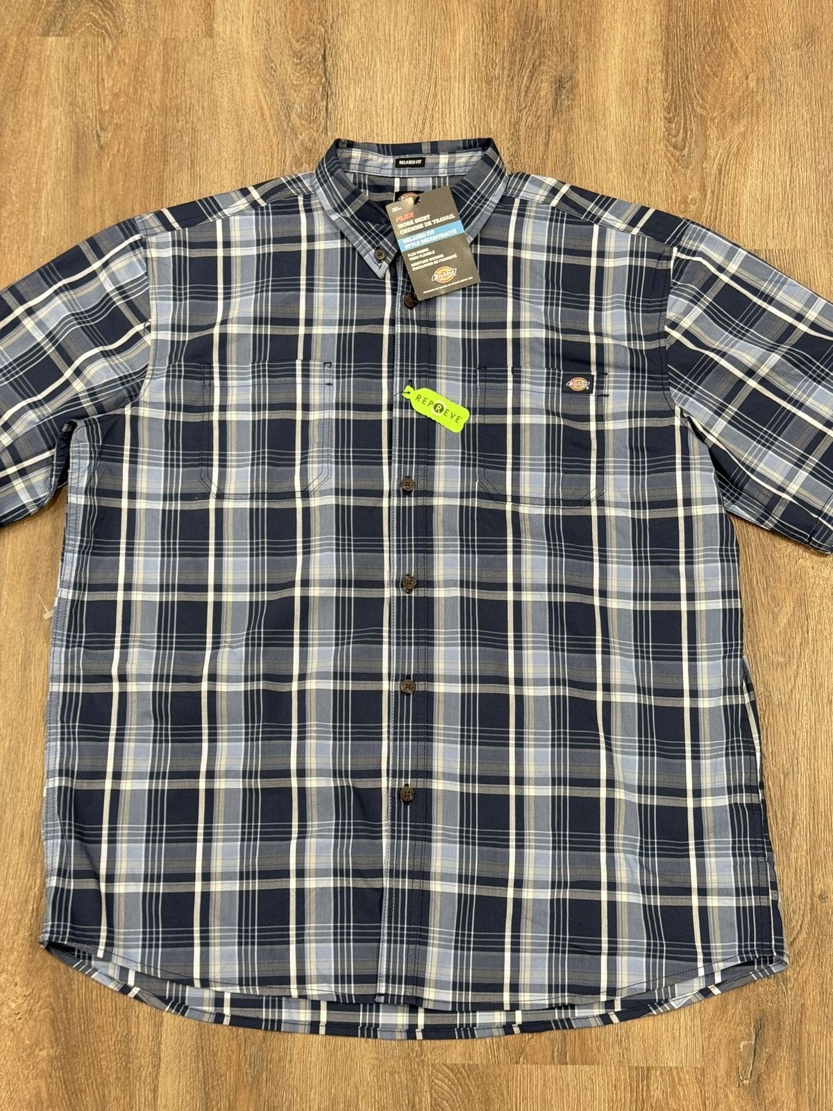Dickies Dickies Plaid Print Fit Flex S/S Button Down Work Shirt Size US L / EU 52-54 / 3 - 2 Thumbnail