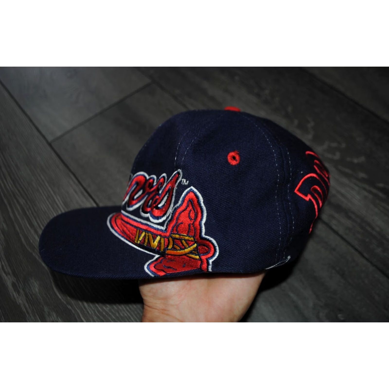 Vintage VINTAGE Atlanta Braves Hat Cap Snapback Big Logo Blockhead Ed West Signatures Men Blue One Size Logo 90s Sports Urban Baseball Cap Mens Size ONE SIZE - 5 Thumbnail