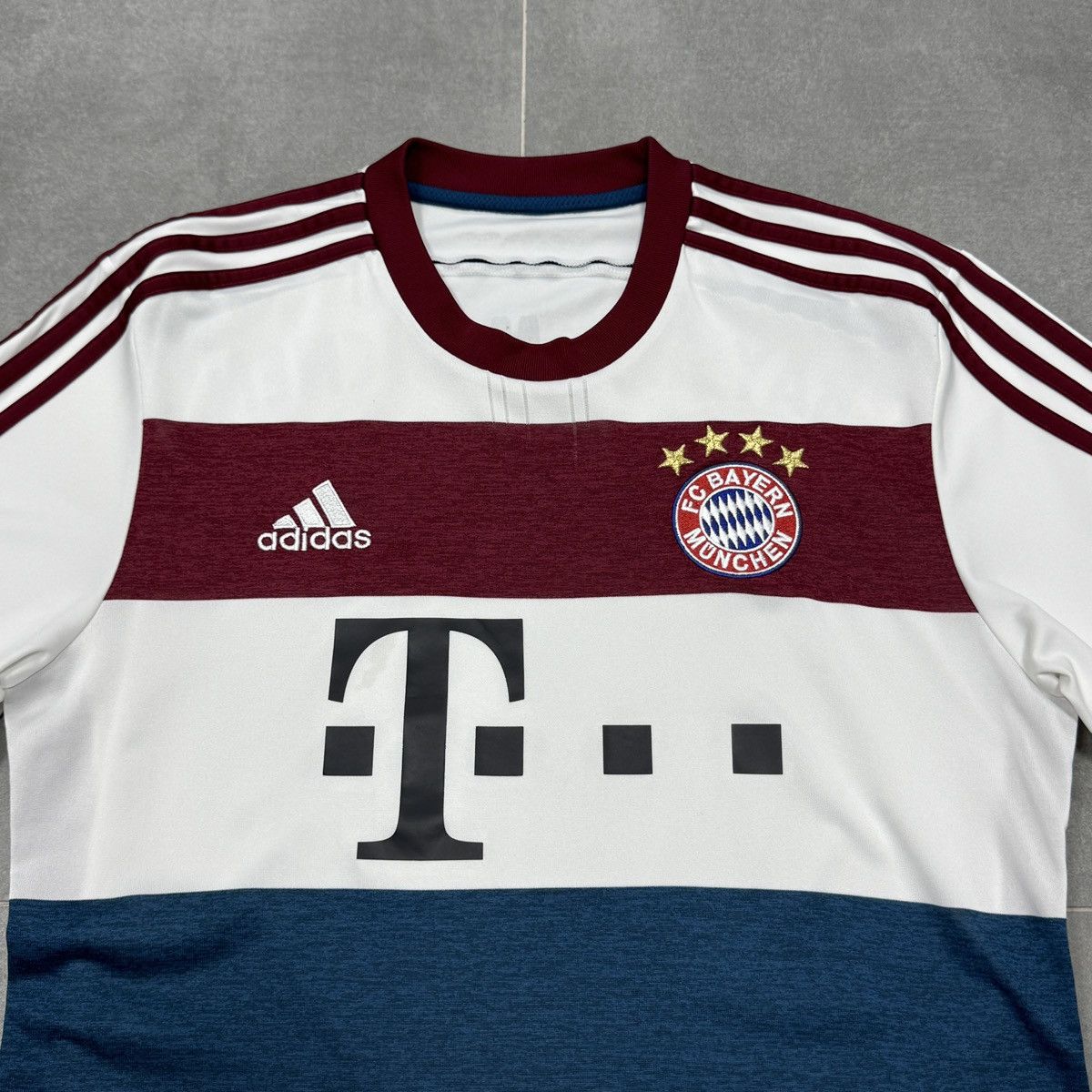 Adidas Adidas FC Bayern Munich 2014/2015 Away Soccer Jersey Shirt Size US S / EU 44-46 / 1 - 8 Thumbnail