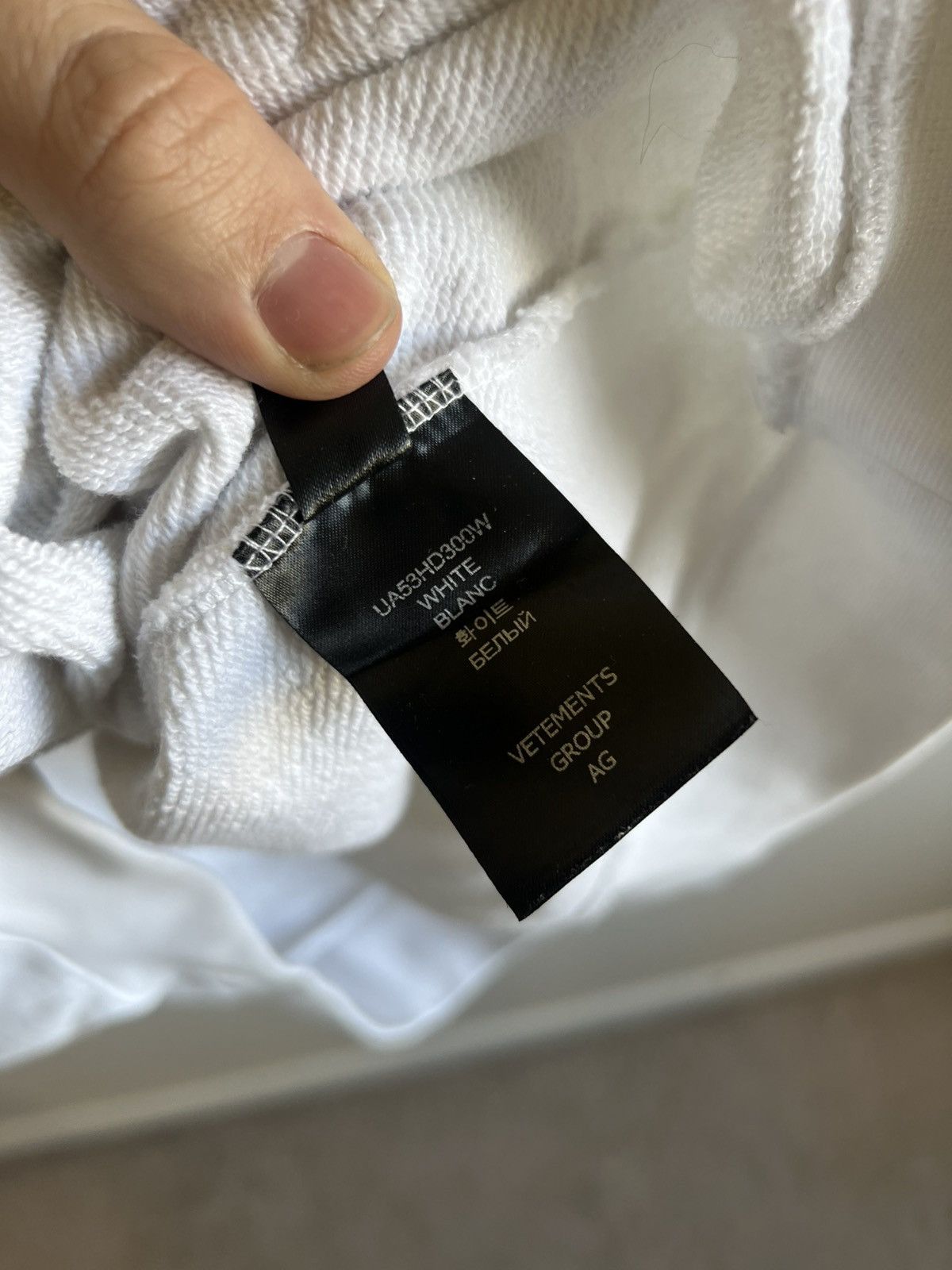 Vetements 5G Vetements Network Hoodie Black White Size US S / EU 44-46 / 1 - 5 Thumbnail