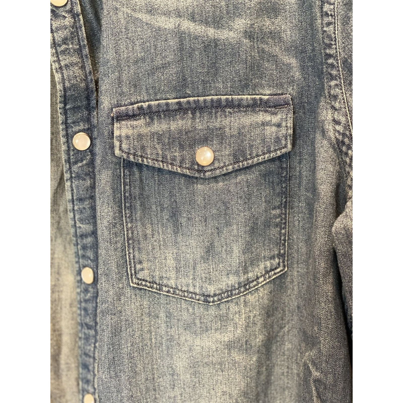 Express Express Denim Botton Up Medium NWT Size US M / EU 48-50 / 2 - 10 Thumbnail