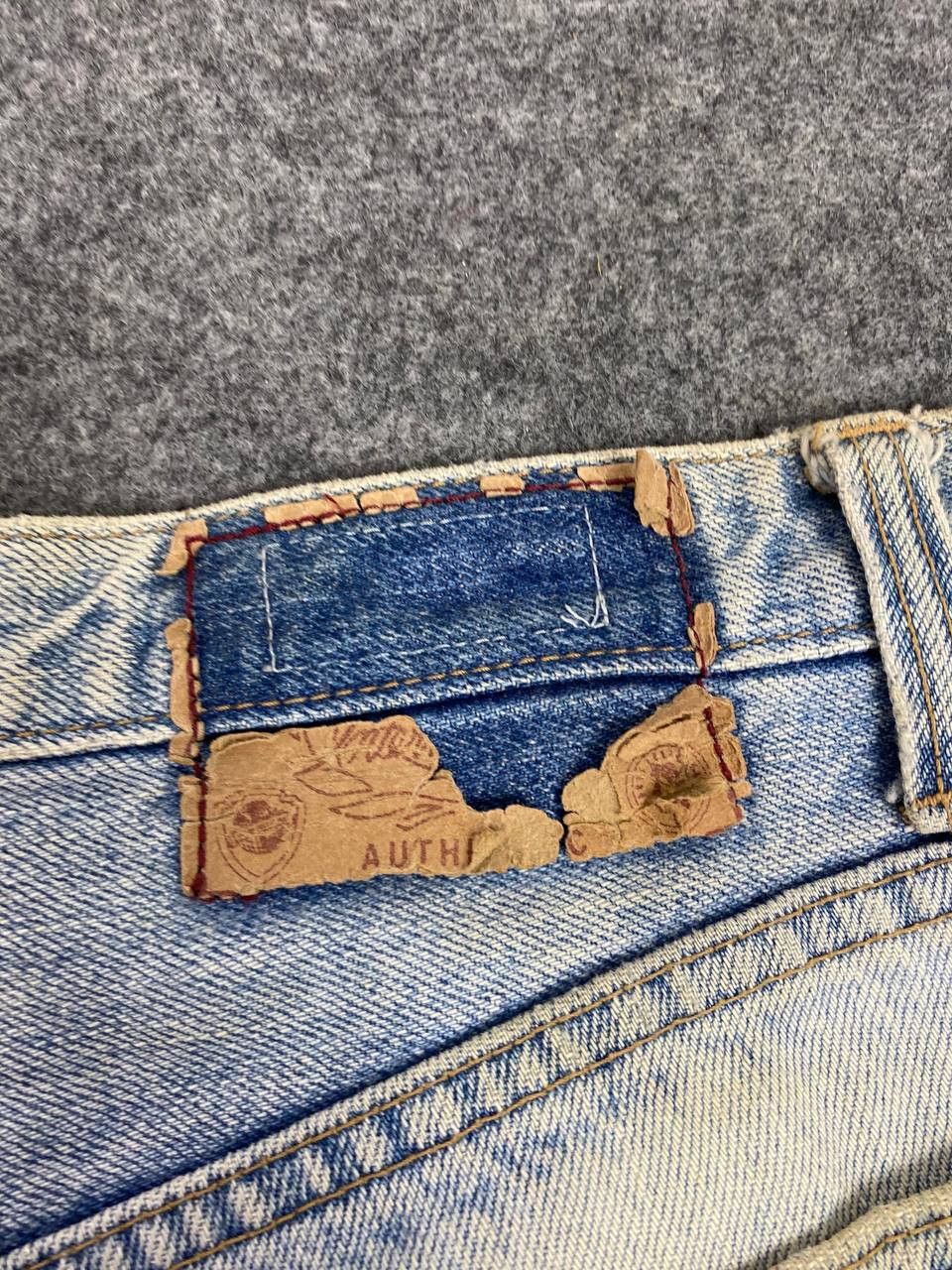 Japanese Brand vintage bue way japan distressed denim nice design Size US 28 / EU 44 - 4 Thumbnail