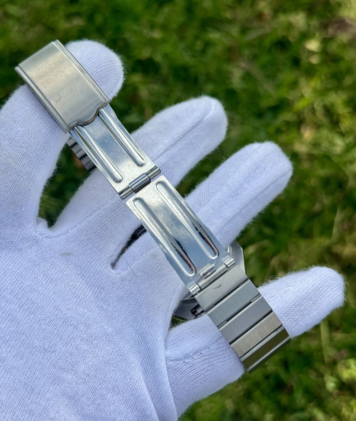 Seiko Vintage Seiko 5 Automatic japan Watch: silver Dial, TV Case Size 36 - 16 Thumbnail